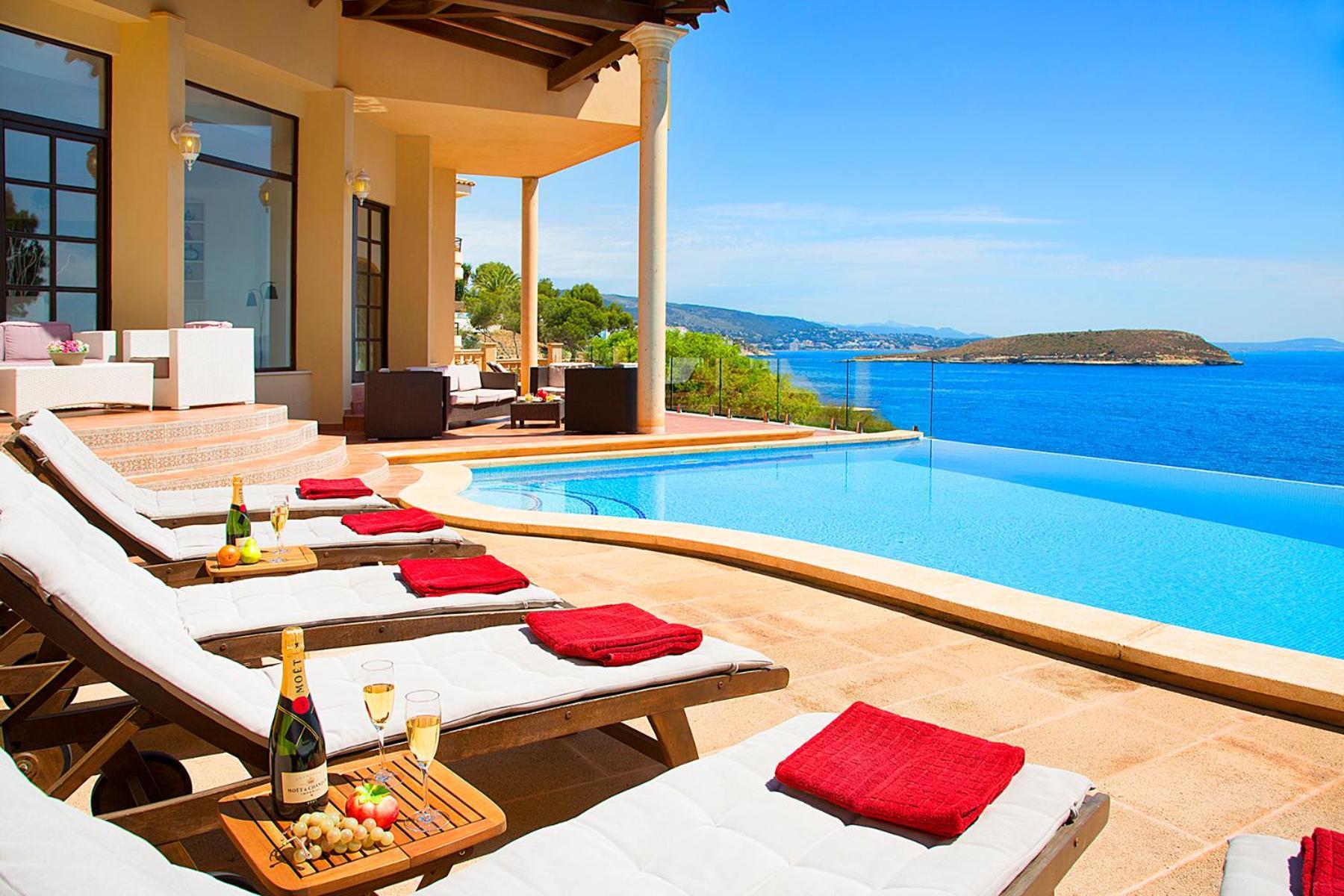 Villa Juan Carlos Cala Vinas  Exteriör bild